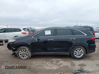 2019 Kia Sorento L with VIN 5XYPG4A33KG534780, listed as a IAAI auction lot 41563396 with 49,468 mi miles. Bid and sale history available at carsss.com. Image 14.