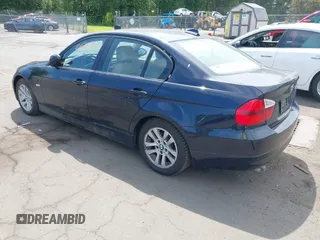 2007 BMW 3 Series 328xi with VIN WBAVC93527KX56871, listed as a IAAI auction lot 42622580 with 164,047 mi miles and . Bid and sale history available at DreamBid. Image 3.