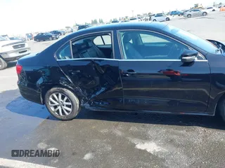 2013 Volkswagen Jetta SE with VIN 3VWDP7AJ7DM279184, listed as a IAAI auction lot 42387002 with 84,288 mi miles and . Bid and sale history available at DreamBid. Image 6.