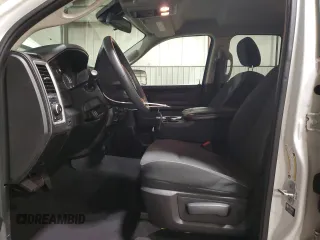 2021 Ram 1500 Tradesman z VIN 1C6RR7FG2MS574580, wystawiony jako Copart lot #84800634 z przebiegiem 33 134 mil mil oraz Szkoda całkowita • Salvage title. Historia ofert i sprzedaży dostępna na DreamBid. Obrazek 7.