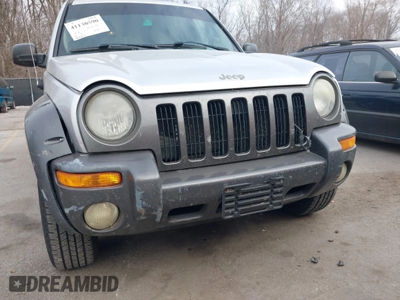 2003 Jeep Liberty Sport with VIN 1J4GL48K03W719229, listed as a IAAI auction lot 41130590 with 261,650 mi miles. Bid and sale history available at carsss.com. Image 6.
