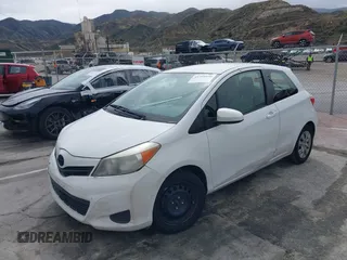 2013 Toyota Yaris L with VIN JTDJTUD31DD554542, listed as a IAAI auction lot 41795456 with 1 mi miles. Bid and sale history available at carsss.com. Image 16.