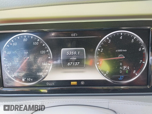 2014 Mercedes-Benz S-Class S 550 with VIN WDDUG8CB2EA057350, listed as a IAAI auction lot 41718815 with 67,137 mi miles. Bid and sale history available at carsss.com. Image 7.