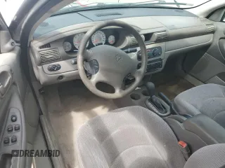 2004 Dodge Stratus SE z VIN 1B3EL36T24N116715, wystawiony jako Copart lot #71502654 z przebiegiem 150 315 mil mil oraz Tytuł czysty. Historia ofert i sprzedaży dostępna na DreamBid. Obrazek 8.