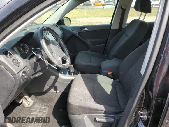 2017 Volkswagen Tiguan S with VIN WVGBV7AX2HK054782, listed as a Copart auction lot 54234175 with 67,044 mi miles and Salvage Title. Bid and sale history available at DreamBid. Image 7.