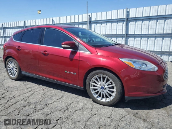 2016 Ford Focus Electric z VIN 1FADP3R4XGL203321, wystawiony jako Copart lot #49540014 z przebiegiem 31 348 mil mil oraz Nie do naprawy. Historia ofert i sprzedaży dostępna na DreamBid. Obrazek 4.