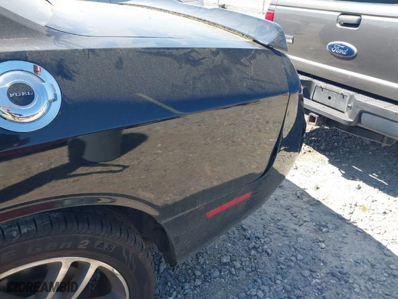 2018 Dodge Challenger GT with VIN 2C3CDZGG6JH229972, listed as a IAAI auction lot 41886155 with 75,067 mi miles. Bid and sale history available at carsss.com. Image 6.