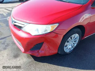 2013 Toyota Camry Hybrid LE with VIN 4T1BD1FK1DU077613, listed as a IAAI auction lot 41733735 with 171,233 mi miles. Bid and sale history available at carsss.com. Image 6.