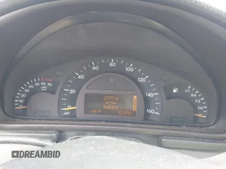 2003 Mercedes-Benz C 240 z VIN WDBRH81J93F394006, wystawiony jako IAAI lot #42061601 z przebiegiem 143 431 mil mil oraz . Historia ofert i sprzedaży dostępna na DreamBid. Obrazek 7.