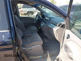 2008 Honda Odyssey EX with VIN 5FNRL38478B078862, listed as a IAAI auction lot 40090252 with 184,583 mi miles. Bid and sale history available at carsss.com. Image 5.