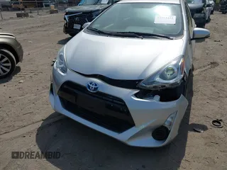 2015 Toyota Prius One z VIN JTDKDTB38F1580333, wystawiony jako IAAI lot #42214442 z przebiegiem 81 971 mil mil oraz . Historia ofert i sprzedaży dostępna na DreamBid. Obrazek 6.
