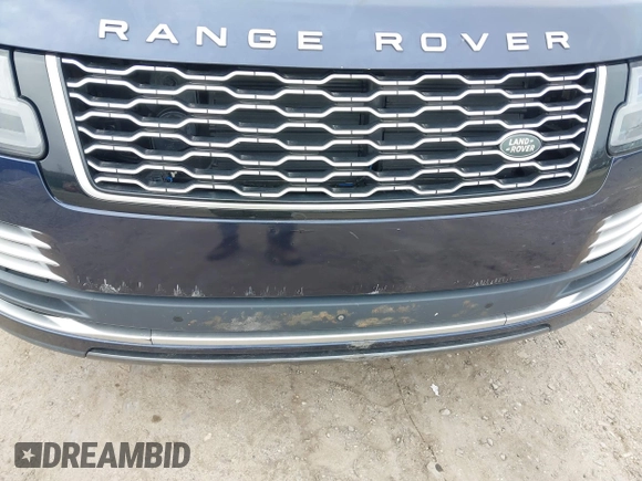 2018 Land Rover Range Rover Autobiography with VIN SALGV2RE6JA500565, listed as a IAAI auction lot 41881409 with 32,559 mi miles and . Bid and sale history available at DreamBid. Image 6.