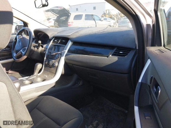 2013 Ford Edge SE with VIN 2FMDK4GC6DBB81141, listed as a IAAI auction lot 41698450 with 93,480 mi miles. Bid and sale history available at carsss.com. Image 5.