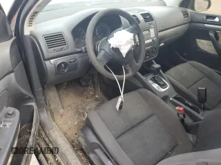 2007 Volkswagen Rabbit с VIN WVWBR71KX7W080177, выставлен на аукционе Copart как лот 46919315 с пробегом Не указан миль и Списание • Salvage title. История ставок и продаж доступна на DreamBid. Изображение 8.