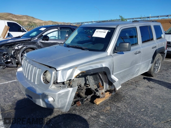 2009 Jeep Patriot Sport with VIN 1J4FT28A99D155530, listed as a IAAI auction lot 41753248 with 194,518 mi miles and . Bid and sale history available at DreamBid. Image 2.