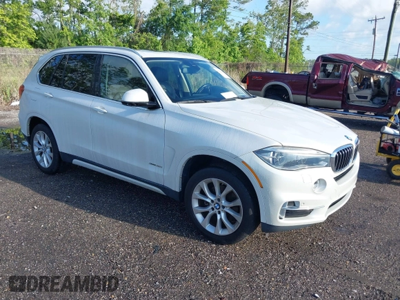 2015 BMW X5 xDrive35i z VIN 5UXKR0C53F0K58025, wystawiony jako IAAI lot #42222805 z przebiegiem 95 979 mil mil oraz . Historia ofert i sprzedaży dostępna na DreamBid. Obrazek 1.