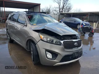 2017 Kia Sorento SX z VIN 5XYPK4A52HG307234, wystawiony jako IAAI lot #41710322 z przebiegiem 195 722 mil mil oraz . Historia ofert i sprzedaży dostępna na DreamBid. Obrazek 1.
