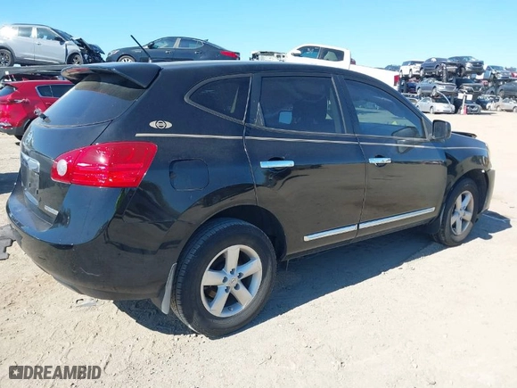 2013 Nissan Rogue S with VIN JN8AS5MT9DW515599, listed as a IAAI auction lot 41755971 with 132,852 mi miles. Bid and sale history available at carsss.com. Image 4.