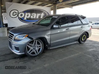 2012 Mercedes-Benz M 63 AMG z VIN 4JGDA7EB8CA090817, wystawiony jako Copart lot #59903915 z przebiegiem 101 046 mil mil oraz Szkoda całkowita • Salvage title. Historia ofert i sprzedaży dostępna na DreamBid. Obrazek 1.