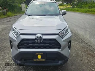 2021 Toyota RAV4 XLE with VIN 2T3P1RFV7MW161787, listed as a Copart auction lot 60937395 with 91,377 mi miles and Salvage title. Bid and sale history available at DreamBid. Image 5.