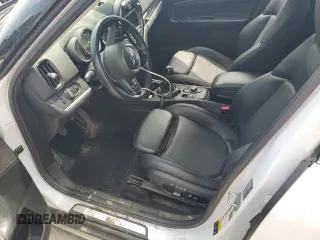 2017 MINI Countryman Cooper S z VIN WMZYT5C39H3E18776, wystawiony jako Copart lot #60456515 z przebiegiem 126 808 mil mil oraz Szkoda całkowita • Salvage title. Historia ofert i sprzedaży dostępna na DreamBid. Obrazek 7.