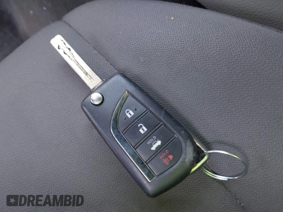 2023 Toyota Camry LE z VIN 4T1C11AK2PU120803, wystawiony jako IAAI lot #42060384 z przebiegiem 38 897 mil mil oraz . Historia ofert i sprzedaży dostępna na DreamBid. Obrazek 11.