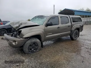 2011 Toyota Tacoma with VIN 3TMLU4EN3BM061971, listed as a Copart auction lot 51469625 with 201,592 mi miles and Clean Title. Bid and sale history available at carsss.com. Image 1.