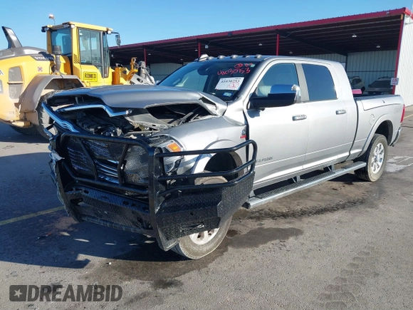 2019 Ram 2500 Laramie with VIN 3C6UR5NL5KG701954, listed as a IAAI auction lot 41030753 with 183,756 mi miles. Bid and sale history available at carsss.com. Image 19.