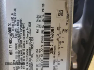 2015 Lincoln MKZ Hybrid z VIN 3LN6L2LU1FR606066, wystawiony jako Copart lot #61955415 z przebiegiem 127 214 mil mil oraz Szkoda całkowita • Salvage title. Historia ofert i sprzedaży dostępna na DreamBid. Obrazek 12.