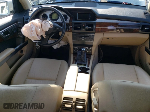 2012 Mercedes-Benz GLK 350 with VIN WDCGG5GB5CF735390, listed as a Copart auction lot 60113404 with Not Provided miles and Salvage Title. Bid and sale history available at DreamBid. Image 8.