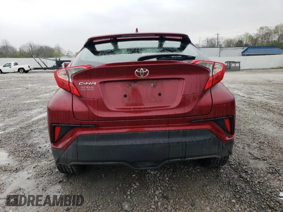 2018 Toyota C-HR XLE z VIN NMTKHMBX9JR048418, wystawiony jako Copart lot #49369744 z przebiegiem 116 661 mil mil oraz Szkoda całkowita • Salvage title. Historia ofert i sprzedaży dostępna na DreamBid. Obrazek 6.