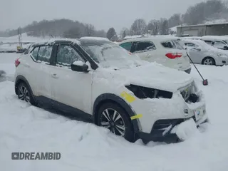 2019 Nissan Kicks SV with VIN 3N1CP5CU8KL506883, listed as a IAAI auction lot 41169557 with 83,534 mi miles. Bid and sale history available at carsss.com. Image 1.