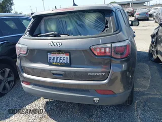 2019 Jeep Compass Sport с VIN 3C4NJCAB2KT614851, выставлен на аукционе IAAI как лот 42554192 с пробегом Не указан миль и . История ставок и продаж доступна на DreamBid. Изображение 16.