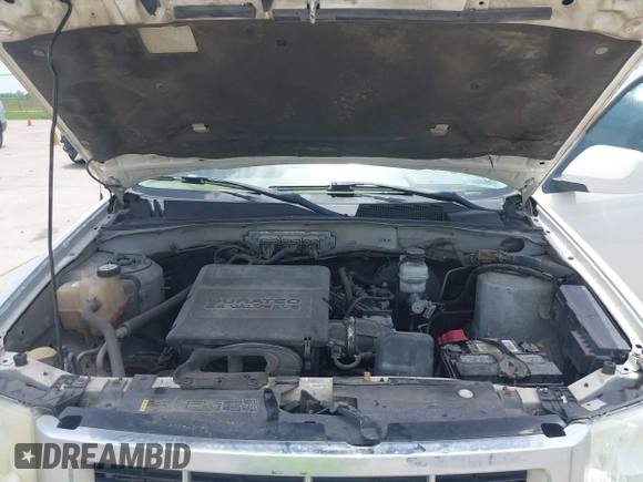 2009 Ford Escape Limited with VIN 1FMCU04G59KC67544, listed as a IAAI auction lot 42658474 with 330,335 mi miles and . Bid and sale history available at DreamBid. Image 10.