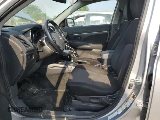 2016 Mitsubishi Outlander ES z VIN JA4AR3AW5GZ044249, wystawiony jako Copart lot #60831625 z przebiegiem 67 663 mil mil oraz Czysty tytuł • Clean title. Historia ofert i sprzedaży dostępna na DreamBid. Obrazek 7.