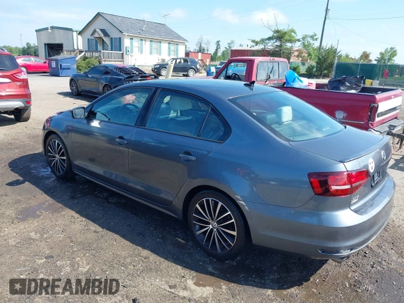 2017 Volkswagen Jetta Sport z VIN 3VWD17AJ6HM284934, wystawiony jako IAAI lot #42657613 z przebiegiem 85 929 mil mil oraz . Historia ofert i sprzedaży dostępna na DreamBid. Obrazek 3.