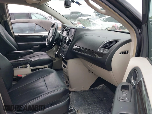 2016 Chrysler Town & Country Touring with VIN 2C4RC1BG7GR287707, listed as a IAAI auction lot 42136625 with 86,684 mi miles and . Bid and sale history available at DreamBid. Image 5.