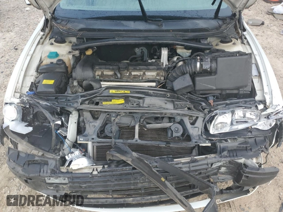 2006 Volvo V70 2.4L with VIN YV1SW612962558219, listed as a Copart auction lot 61853785 with 132,960 mi miles and Salvage title. Bid and sale history available at DreamBid. Image 12.