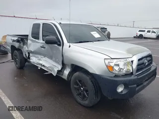2006 Toyota Tacoma z VIN 5TETX22NX6Z243465, wystawiony jako IAAI lot #41980067 z przebiegiem 235 174 mil mil oraz . Historia ofert i sprzedaży dostępna na DreamBid. Obrazek 1.