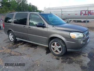 2005 Chevrolet Uplander LS with VIN 1GNDV23L15D229475, listed as a IAAI auction lot 42066274 with 217,619 mi miles. Bid and sale history available at carsss.com. Image 1.