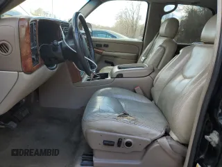 2006 GMC Yukon SLT with VIN 1GKEK13T46R113955, listed as a Copart auction lot 52398525 with 214,897 mi miles and Salvage Title. Bid and sale history available at carsss.com. Image 7.