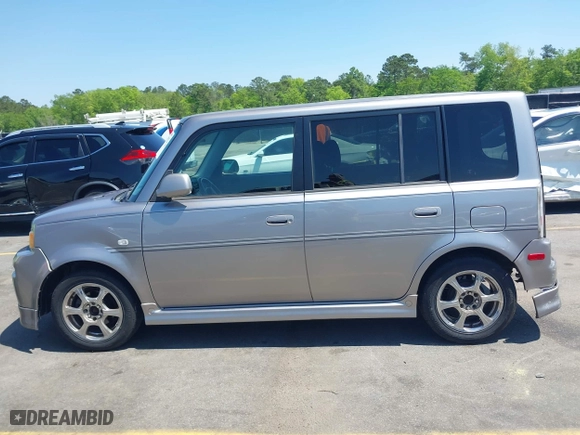 2005 Scion xB with VIN JTLKT324754002835, listed as a IAAI auction lot 41971172 with 217,066 mi miles. Bid and sale history available at carsss.com. Image 14.