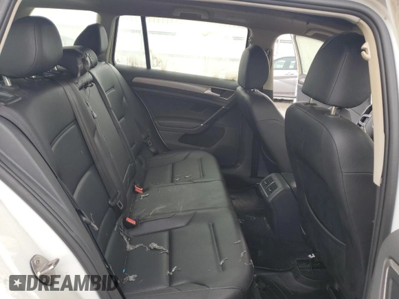 2018 Volkswagen Golf S z VIN 3VWH17AU1JM757852, wystawiony jako Copart lot #84417814 z przebiegiem Nie podano mil oraz Szkoda całkowita • Salvage title. Historia ofert i sprzedaży dostępna na DreamBid. Obrazek 11.