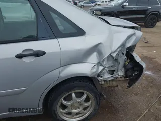 2007 Ford Focus S with VIN 1FAFP34N37W177362, listed as a IAAI auction lot 42024713 with 200,585 mi miles and . Bid and sale history available at DreamBid. Image 6.