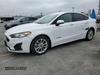 2019 Ford Fusion SE with VIN 3FA6P0LU5KR137836, listed as a Copart auction lot 56039075 with 54,029 mi miles and Clean Title. Bid and sale history available at DreamBid. Image 1.