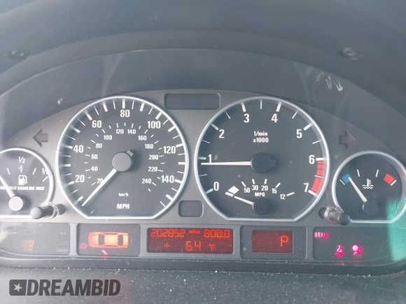 2002 BMW 3 Series 325i with VIN WBAET37452NG73105, listed as a IAAI auction lot 42105774 with 202,852 mi miles. Bid and sale history available at carsss.com. Image 7.
