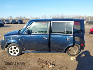 2006 Scion xB z VIN JTLKT334364114788, wystawiony jako IAAI lot #41759918 z przebiegiem 268 848 mil mil oraz . Historia ofert i sprzedaży dostępna na DreamBid. Obrazek 14.