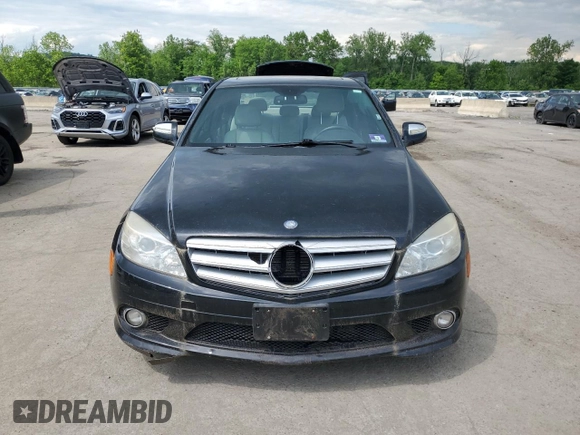 2009 Mercedes-Benz C 300 Sport z VIN WDDGF81X19R045261, wystawiony jako Copart lot #59180585 z przebiegiem 150 855 mil mil oraz Czysty tytuł • Clean title. Historia ofert i sprzedaży dostępna na DreamBid. Obrazek 5.