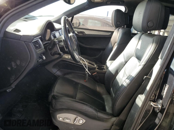 2015 Porsche Macan Turbo z VIN WP1AF2A59FLB91254, wystawiony jako Copart lot #45931135 z przebiegiem 121 765 mil mil oraz Czysty tytuł • Clean title. Historia ofert i sprzedaży dostępna na DreamBid. Obrazek 7.