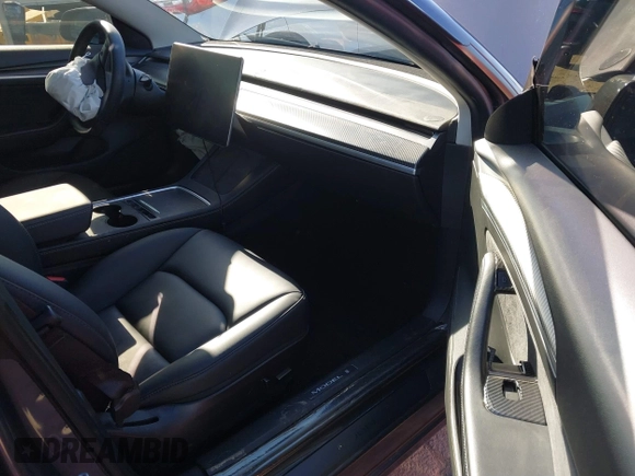 2022 Tesla Model 3 with VIN 5YJ3E1EA3NF165054, listed as a IAAI auction lot 41805729 with 225,773 mi miles. Bid and sale history available at carsss.com. Image 5.